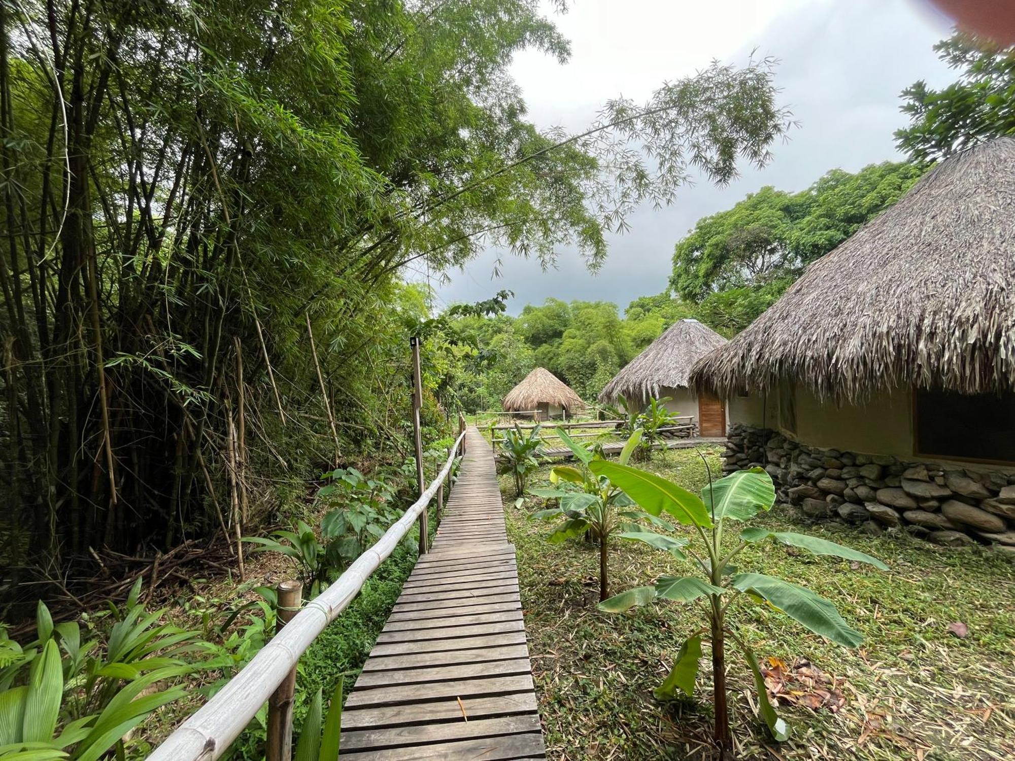 Las Cabanas Del Rio ミンカ エクステリア 写真