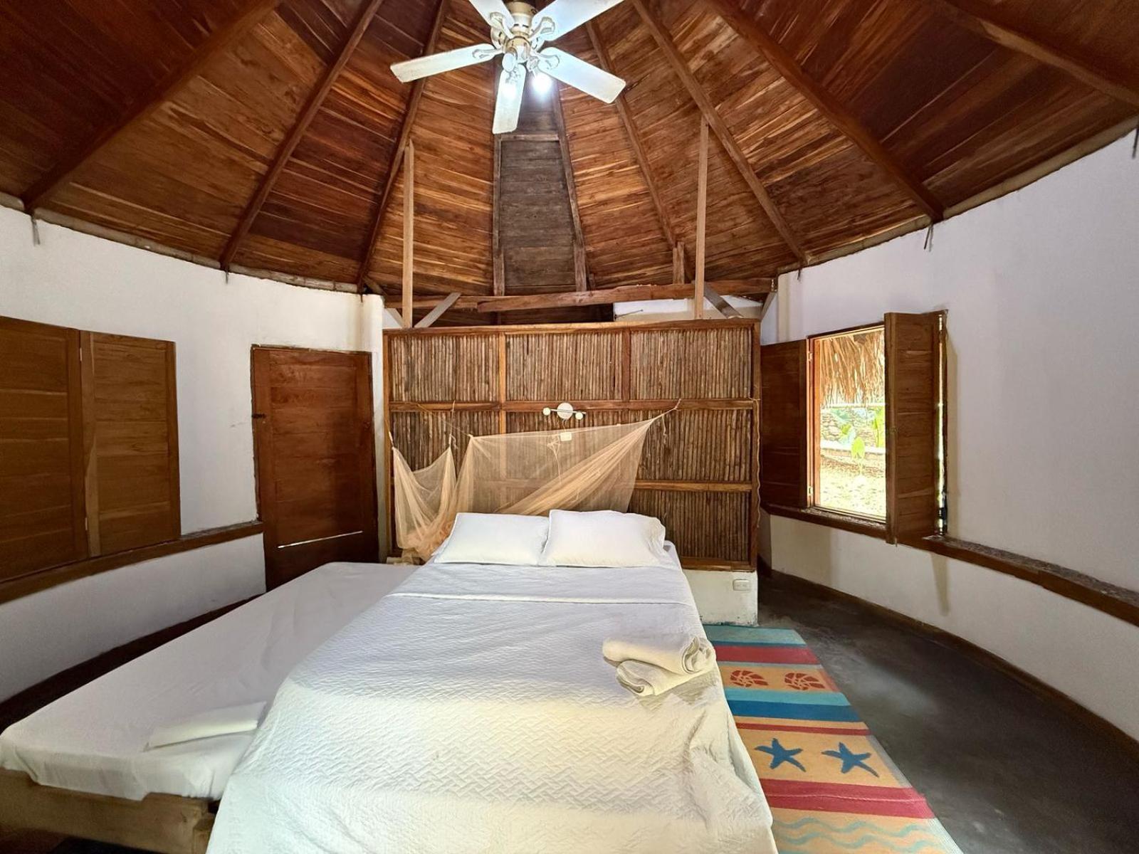 Las Cabanas Del Rio ミンカ エクステリア 写真